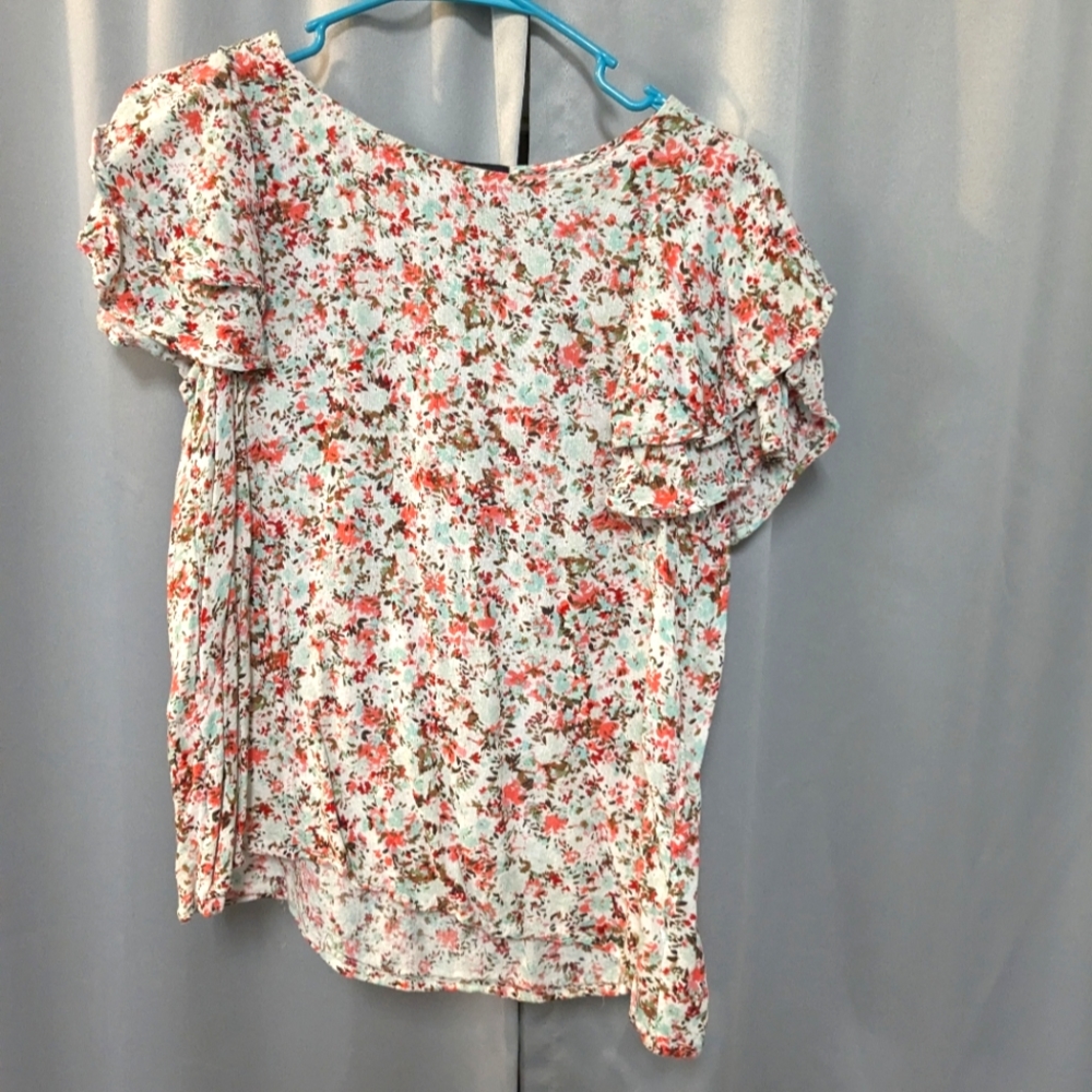 W5 Floral Spring Blouse w/Ruffle Sleeve
